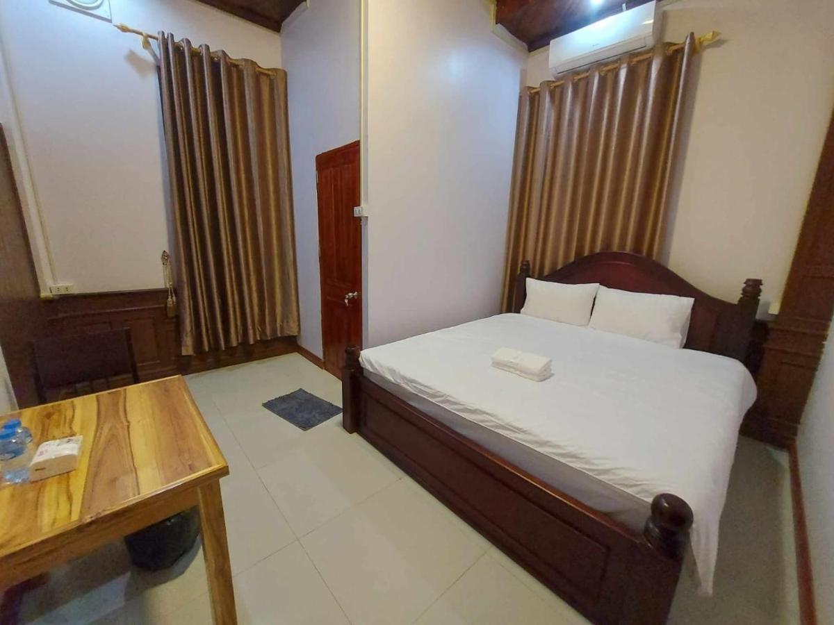 Inthavong Hotel/Guest House Vang Vieng Exteriér fotografie